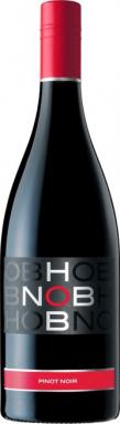Hob Nob - Pinot Noir 2021 (750ml) (750ml)